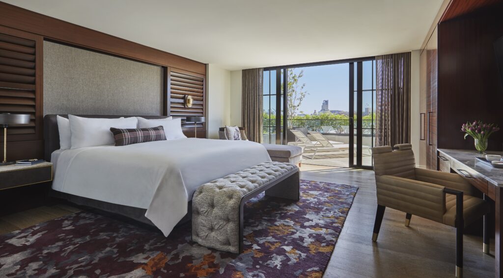 interior pendry hotel room