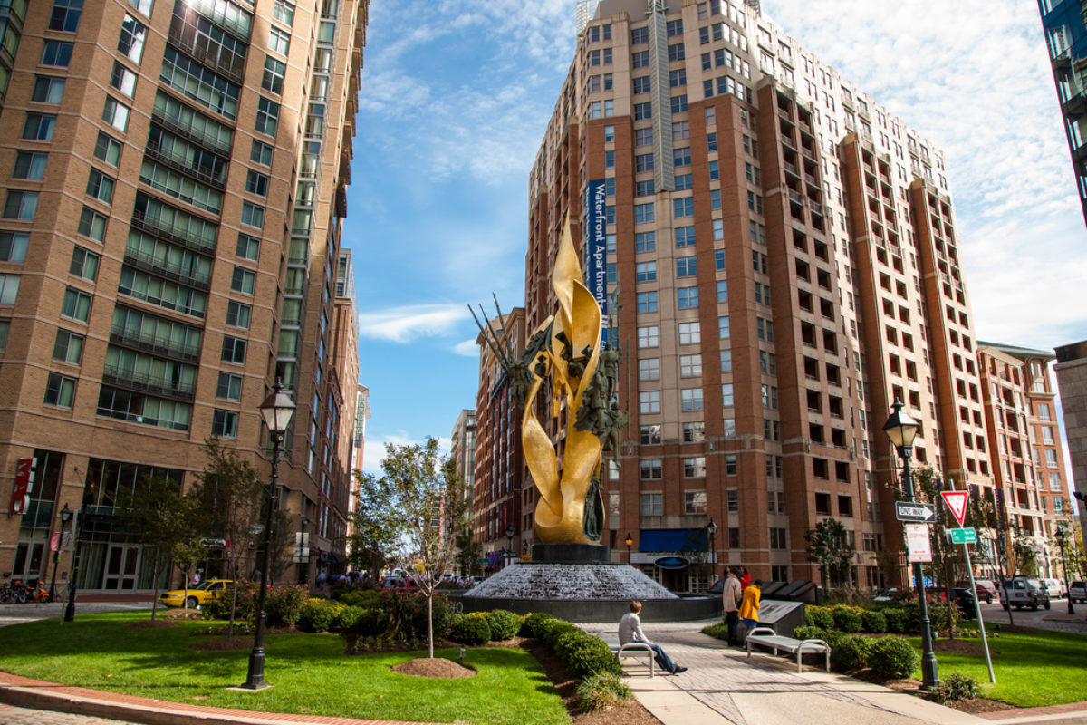 Katyn Memorial Harbor East